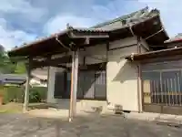 泉長寺の本殿・本堂