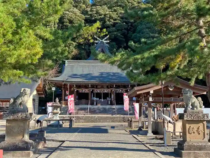 石見国一宮 物部神社の本殿・本堂