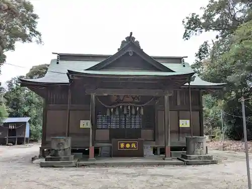 坂戸神社の本殿・本堂