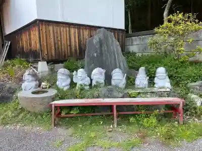 鳳仙寺の{uncategorized: "未分類", other: "その他", undefined: "問題あり", building: "その他建物", grave: "お墓", sacred_gate: "鳥居", guardian: "狛犬", statue: "像", buddha: "仏像", history: "歴史", nature: "自然", garden: "庭園", animal: "動物", pagoda: "塔", temizu: "手水舎", mountain_gate: "山門・神門", sanctuary: "本殿・本堂", subordinate: "末社・摂社", art: "芸術", scenery: "景色", jizo: "地蔵", ema: "絵馬", goshuin: "御朱印", omikuji: "おみくじ", items: "授与品その他", amulet: "お守り", goshuincho: "御朱印帳", eats: "食事", festival: "お祭り", votive_dance: "神楽", shichigosan: "七五三参", wedding: "結婚式", experience: "体験その他", initially: "初詣", around: "周辺", anti_infection: "感染症対策"}