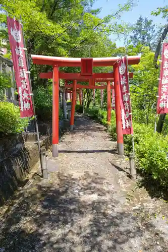 岐阜稲荷山本社の鳥居