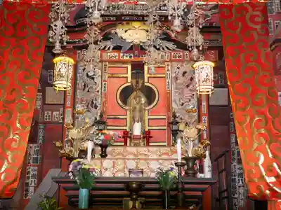 秩父札所１番　四萬部寺の本殿・本堂