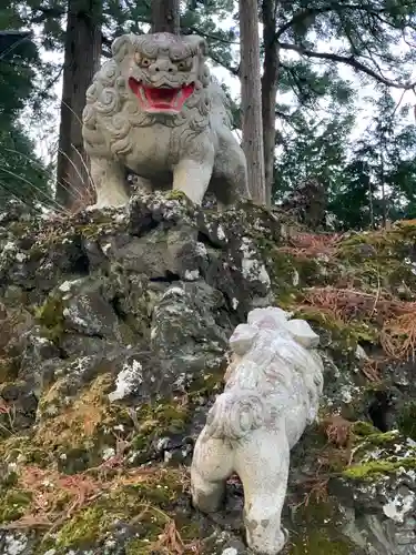 富士山東口本宮 冨士浅間神社の狛犬