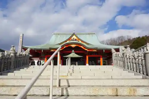 成田山名古屋別院大聖寺(犬山成田山)の本殿・本堂
