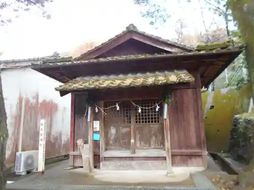 熊太郎神社の本殿