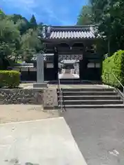 無動寺の山門