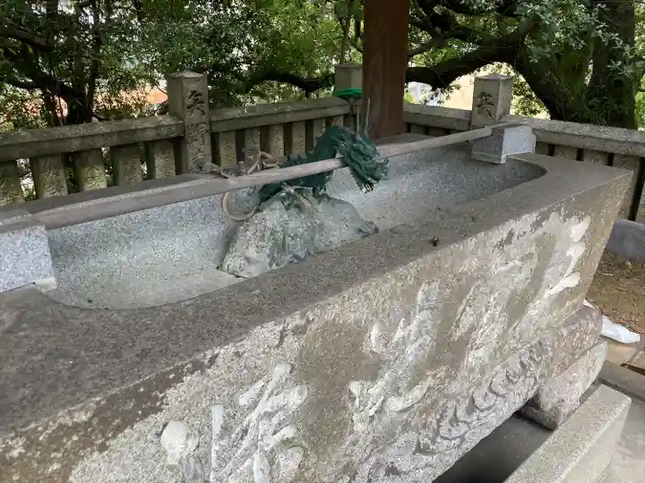 龍神社の手水舎