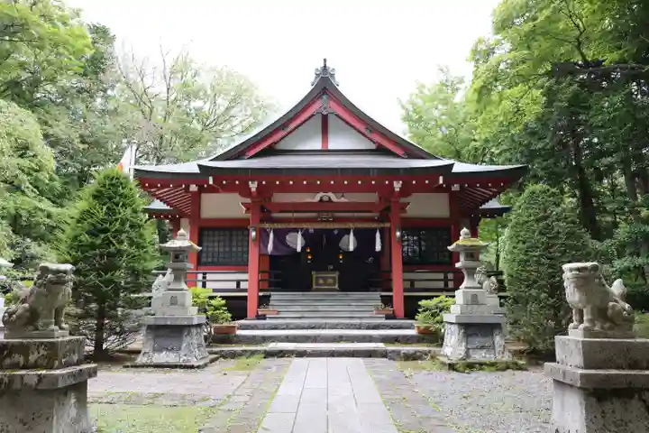 山中諏訪神社(山梨県)