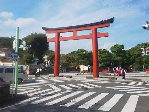 鶴岡八幡宮の鳥居