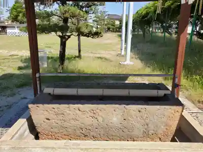 阿閇神社の手水舎