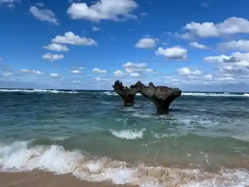 ハート岩恋守神社(沖縄県)