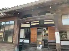 大仏寺の本殿