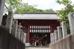 山名八幡宮の山門