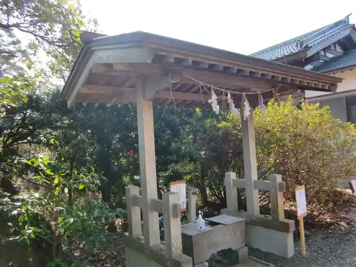 櫻井子安神社の手水舎