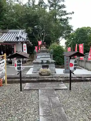 冠纓神社の末社・摂社