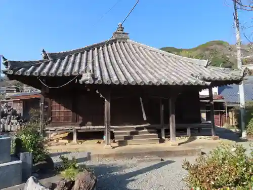 安養寺の本殿・本堂