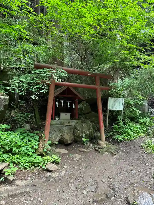 母の白滝神社(山梨県)