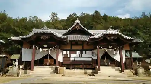 素盞嗚神社の本殿