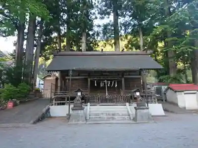 奥氷川神社の本殿・本堂