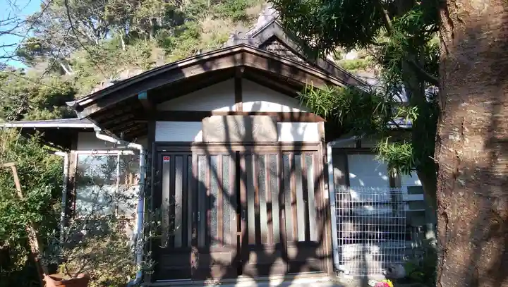 別願寺の本殿・本堂