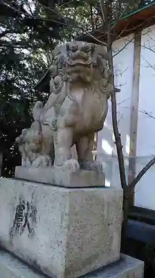 小岩神社の狛犬