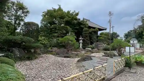 常楽寺の庭園