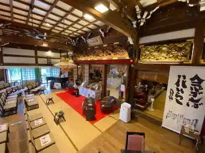 宣隆寺の本殿・本堂