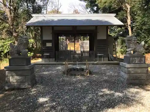 瑞穂神社の狛犬