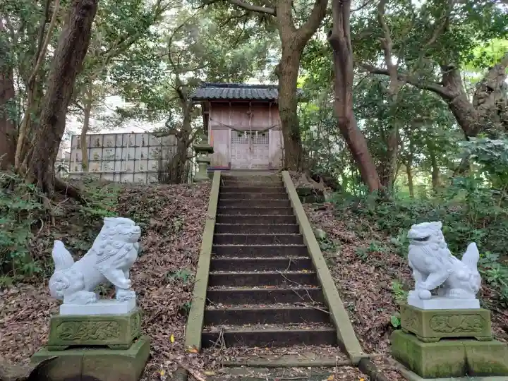 少比古那神社の{uncategorized: "未分類", other: "その他", undefined: "問題あり", building: "その他建物", grave: "お墓", sacred_gate: "鳥居", guardian: "狛犬", statue: "像", buddha: "仏像", history: "歴史", nature: "自然", garden: "庭園", animal: "動物", pagoda: "塔", temizu: "手水舎", mountain_gate: "山門・神門", sanctuary: "本殿・本堂", subordinate: "末社・摂社", art: "芸術", scenery: "景色", jizo: "地蔵", ema: "絵馬", goshuin: "御朱印", omikuji: "おみくじ", items: "授与品その他", amulet: "お守り", goshuincho: "御朱印帳", eats: "食事", festival: "お祭り", votive_dance: "神楽", shichigosan: "七五三参", wedding: "結婚式", experience: "体験その他", initially: "初詣", around: "周辺", anti_infection: "感染症対策"}
