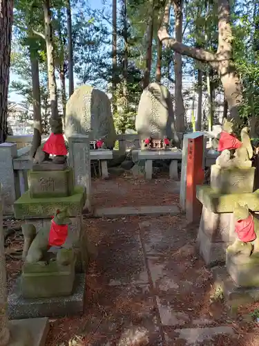 東伏見稲荷神社の末社・摂社