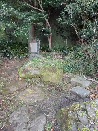 貴船神社の{uncategorized: "未分類", other: "その他", undefined: "問題あり", building: "その他建物", grave: "お墓", sacred_gate: "鳥居", guardian: "狛犬", statue: "像", buddha: "仏像", history: "歴史", nature: "自然", garden: "庭園", animal: "動物", pagoda: "塔", temizu: "手水舎", mountain_gate: "山門・神門", sanctuary: "本殿・本堂", subordinate: "末社・摂社", art: "芸術", scenery: "景色", jizo: "地蔵", ema: "絵馬", goshuin: "御朱印", omikuji: "おみくじ", items: "授与品その他", amulet: "お守り", goshuincho: "御朱印帳", eats: "食事", festival: "お祭り", votive_dance: "神楽", shichigosan: "七五三参", wedding: "結婚式", experience: "体験その他", initially: "初詣", around: "周辺", anti_infection: "感染症対策"}