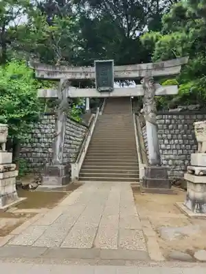 品川神社の鳥居
