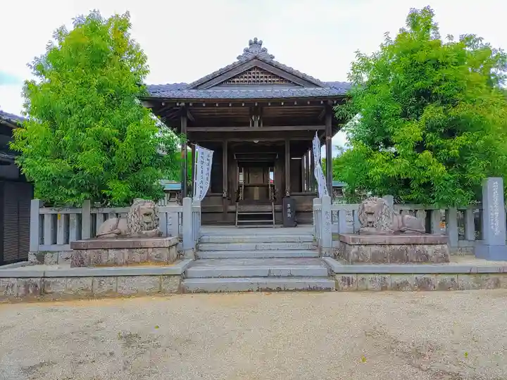 神明社(五軒家)の本殿・本堂