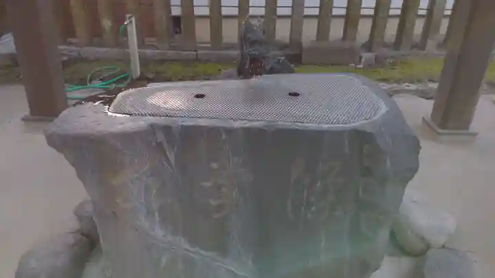 阿豆良神社(あずら)の手水舎