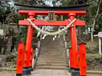 八幡神社の{uncategorized: "未分類", other: "その他", undefined: "問題あり", building: "その他建物", grave: "お墓", sacred_gate: "鳥居", guardian: "狛犬", statue: "像", buddha: "仏像", history: "歴史", nature: "自然", garden: "庭園", animal: "動物", pagoda: "塔", temizu: "手水舎", mountain_gate: "山門・神門", sanctuary: "本殿・本堂", subordinate: "末社・摂社", art: "芸術", scenery: "景色", jizo: "地蔵", ema: "絵馬", goshuin: "御朱印", omikuji: "おみくじ", items: "授与品その他", amulet: "お守り", goshuincho: "御朱印帳", eats: "食事", festival: "お祭り", votive_dance: "神楽", shichigosan: "七五三参", wedding: "結婚式", experience: "体験その他", initially: "初詣", around: "周辺", anti_infection: "感染症対策"}