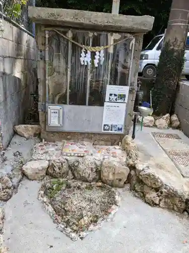 谷茶海神宮(沖縄県)