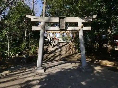 世田谷八幡宮の鳥居