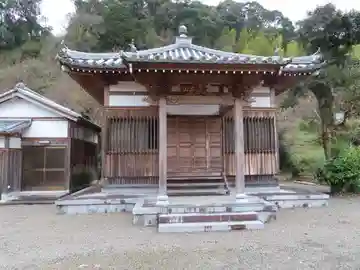 安養寺の本殿・本堂