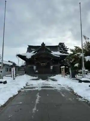諏訪神社の{uncategorized: "未分類", other: "その他", undefined: "問題あり", building: "その他建物", grave: "お墓", sacred_gate: "鳥居", guardian: "狛犬", statue: "像", buddha: "仏像", history: "歴史", nature: "自然", garden: "庭園", animal: "動物", pagoda: "塔", temizu: "手水舎", mountain_gate: "山門・神門", sanctuary: "本殿・本堂", subordinate: "末社・摂社", art: "芸術", scenery: "景色", jizo: "地蔵", ema: "絵馬", goshuin: "御朱印", omikuji: "おみくじ", items: "授与品その他", amulet: "お守り", goshuincho: "御朱印帳", eats: "食事", festival: "お祭り", votive_dance: "神楽", shichigosan: "七五三参", wedding: "結婚式", experience: "体験その他", initially: "初詣", around: "周辺", anti_infection: "感染症対策"}