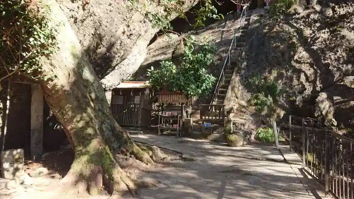 丸滝不動尊のその他建物