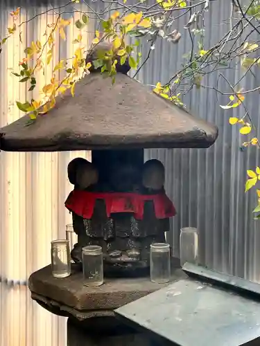 浪速寺の{uncategorized: "未分類", other: "その他", undefined: "問題あり", building: "その他建物", grave: "お墓", sacred_gate: "鳥居", guardian: "狛犬", statue: "像", buddha: "仏像", history: "歴史", nature: "自然", garden: "庭園", animal: "動物", pagoda: "塔", temizu: "手水舎", mountain_gate: "山門・神門", sanctuary: "本殿・本堂", subordinate: "末社・摂社", art: "芸術", scenery: "景色", jizo: "地蔵", ema: "絵馬", goshuin: "御朱印", omikuji: "おみくじ", items: "授与品その他", amulet: "お守り", goshuincho: "御朱印帳", eats: "食事", festival: "お祭り", votive_dance: "神楽", shichigosan: "七五三参", wedding: "結婚式", experience: "体験その他", initially: "初詣", around: "周辺", anti_infection: "感染症対策"}