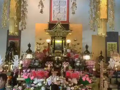 日蓮宗四高祖本覚寺の本殿・本堂