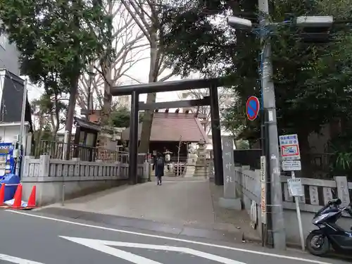 高円寺氷川神社の鳥居