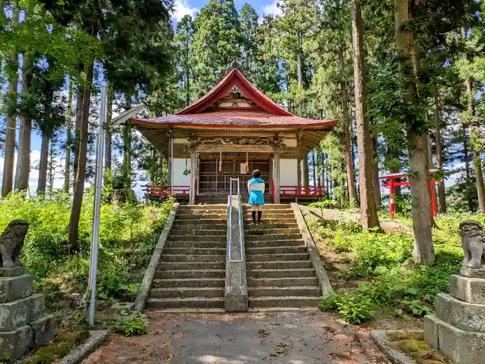 高田熊野宮の本殿