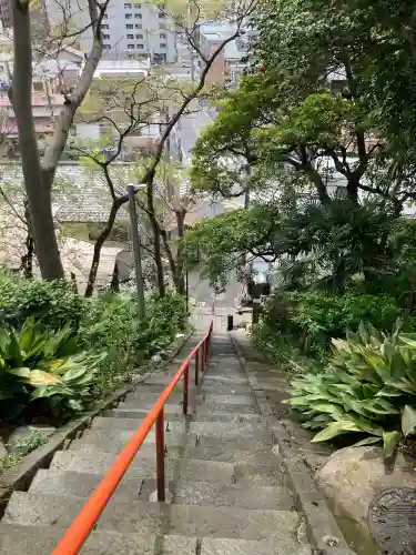 白滝不動尊の{uncategorized: "未分類", other: "その他", undefined: "問題あり", building: "その他建物", grave: "お墓", sacred_gate: "鳥居", guardian: "狛犬", statue: "像", buddha: "仏像", history: "歴史", nature: "自然", garden: "庭園", animal: "動物", pagoda: "塔", temizu: "手水舎", mountain_gate: "山門・神門", sanctuary: "本殿・本堂", subordinate: "末社・摂社", art: "芸術", scenery: "景色", jizo: "地蔵", ema: "絵馬", goshuin: "御朱印", omikuji: "おみくじ", items: "授与品その他", amulet: "お守り", goshuincho: "御朱印帳", eats: "食事", festival: "お祭り", votive_dance: "神楽", shichigosan: "七五三参", wedding: "結婚式", experience: "体験その他", initially: "初詣", around: "周辺", anti_infection: "感染症対策"}