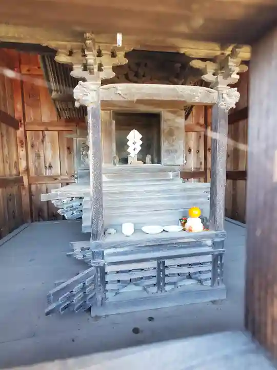 元巣神社の末社・摂社