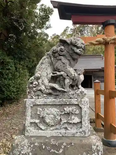 久保神社の狛犬