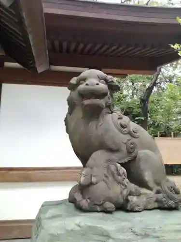 代田八幡神社の狛犬