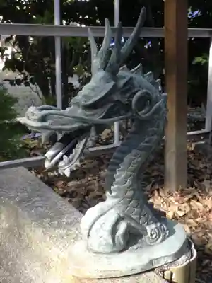 六所神社の手水舎