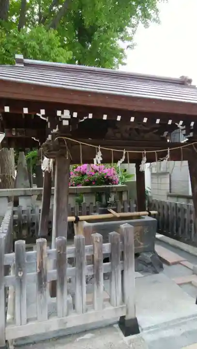 隅田稲荷神社の手水舎